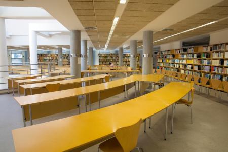 Biblioteca Mieres - Sala lectura